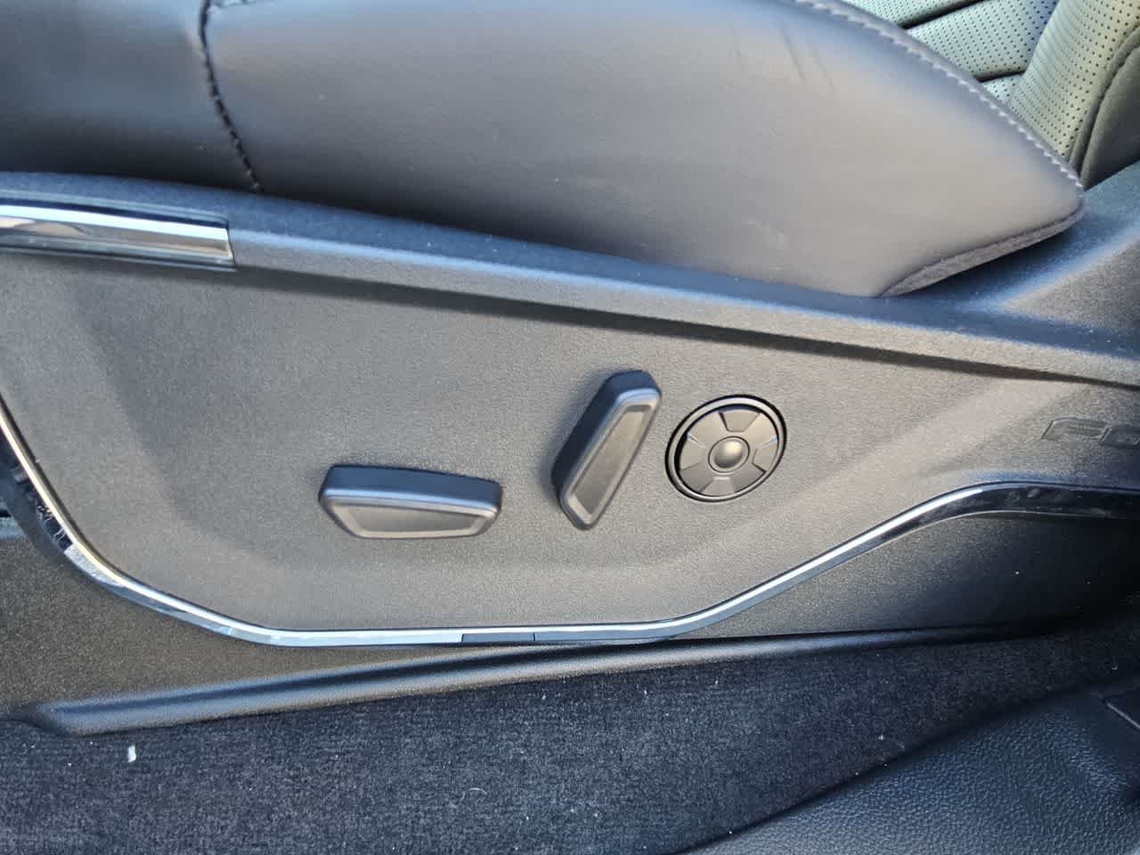 New 2026 Agate Black Metallic Ford F-250® Platinum® image 13