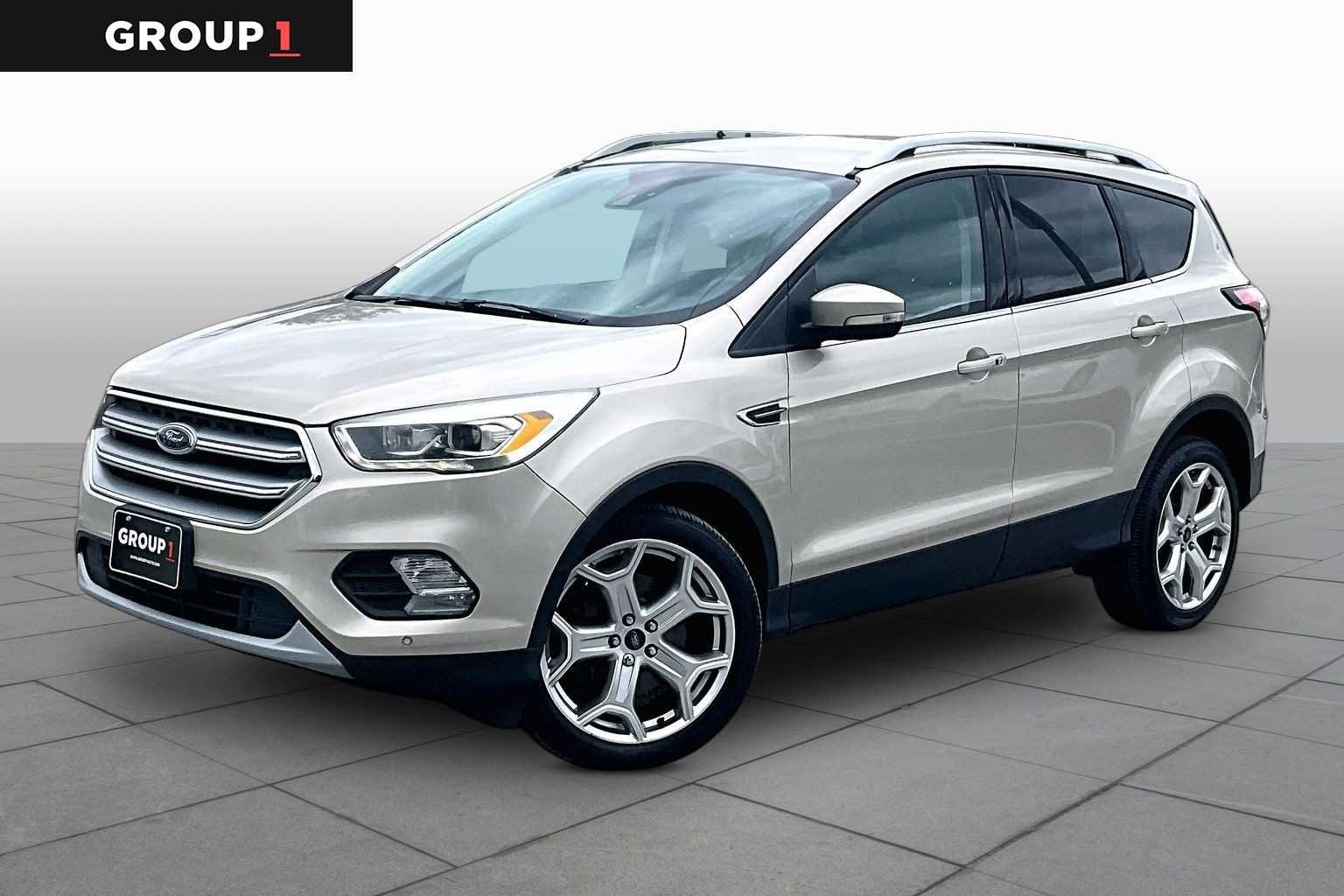2017 Ford Escape Titanium 4WD's photo