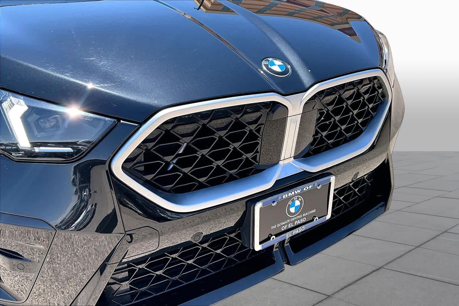 Used 2025  BMW xDrive28i image 29