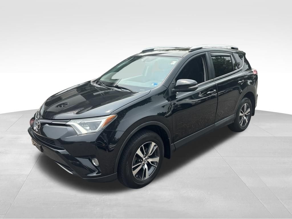 Used 2016 Black Toyota XLE image 2