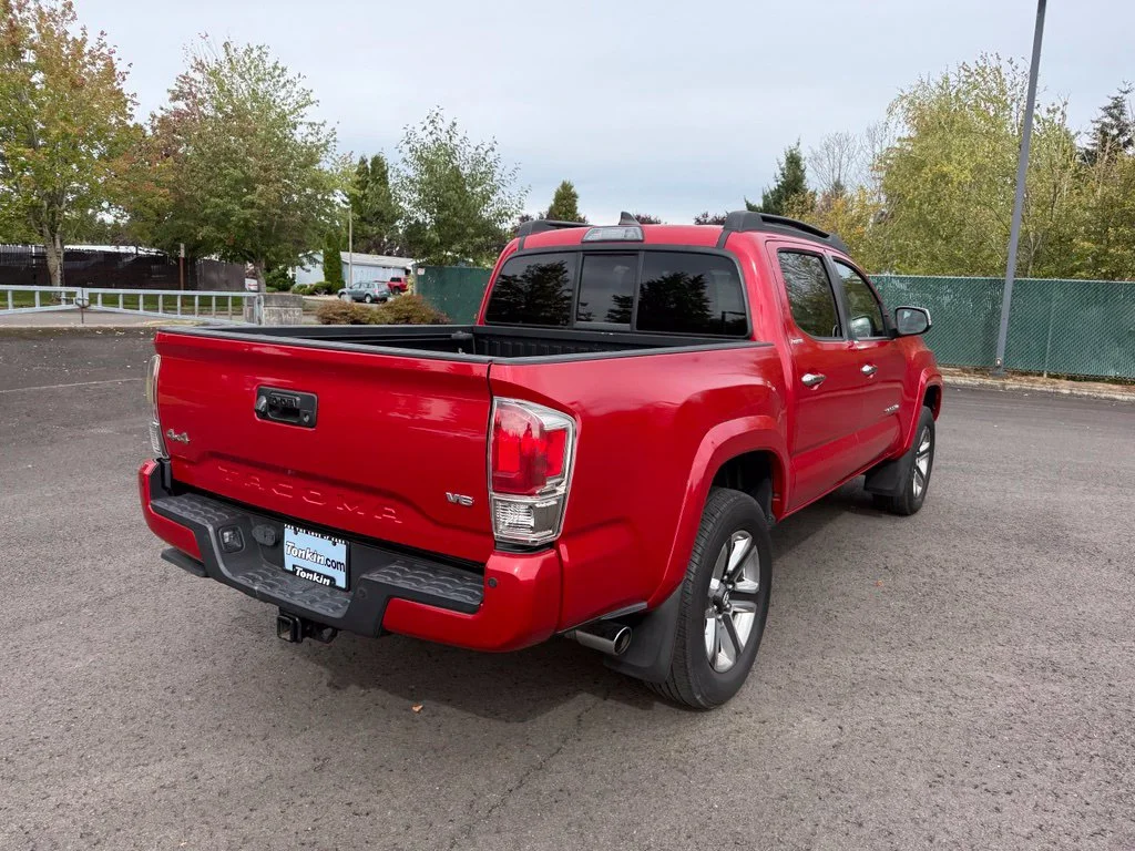 Used 2016 Barcelona Red Metallic Toyota Limited image 7