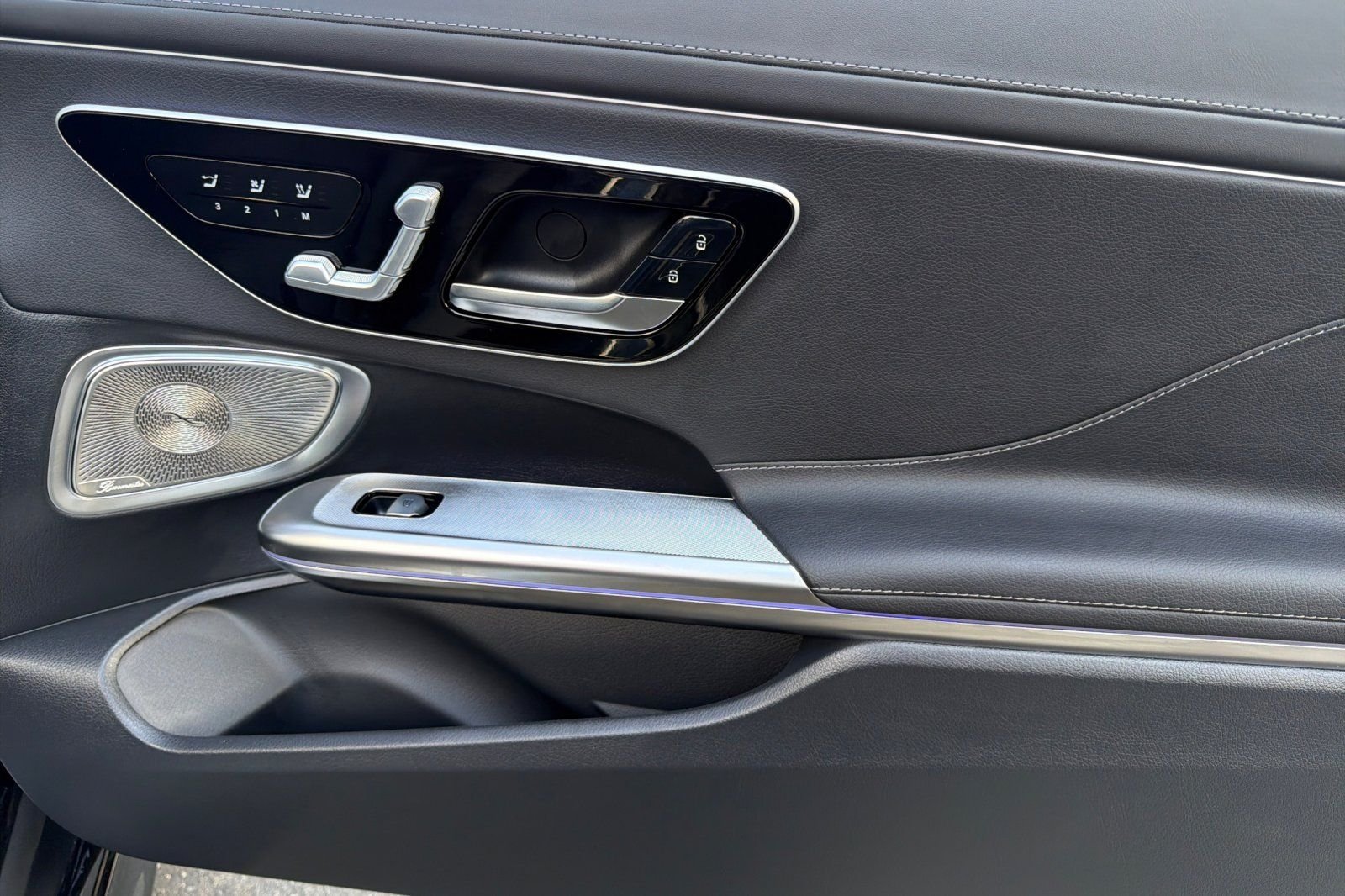 New 2027 Obsidian Black Metallic Mercedes-Benz CLE 450 image 34