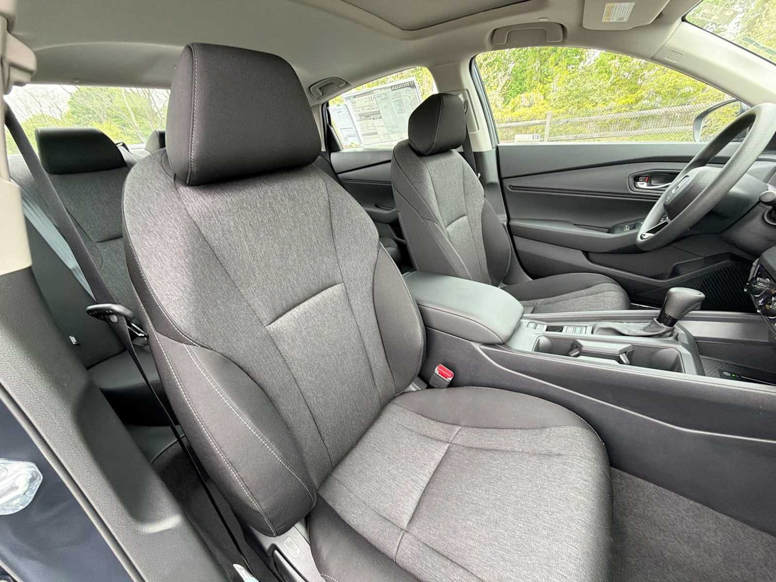 New 2026 Meteorite Gray Metallic Honda SE image 17