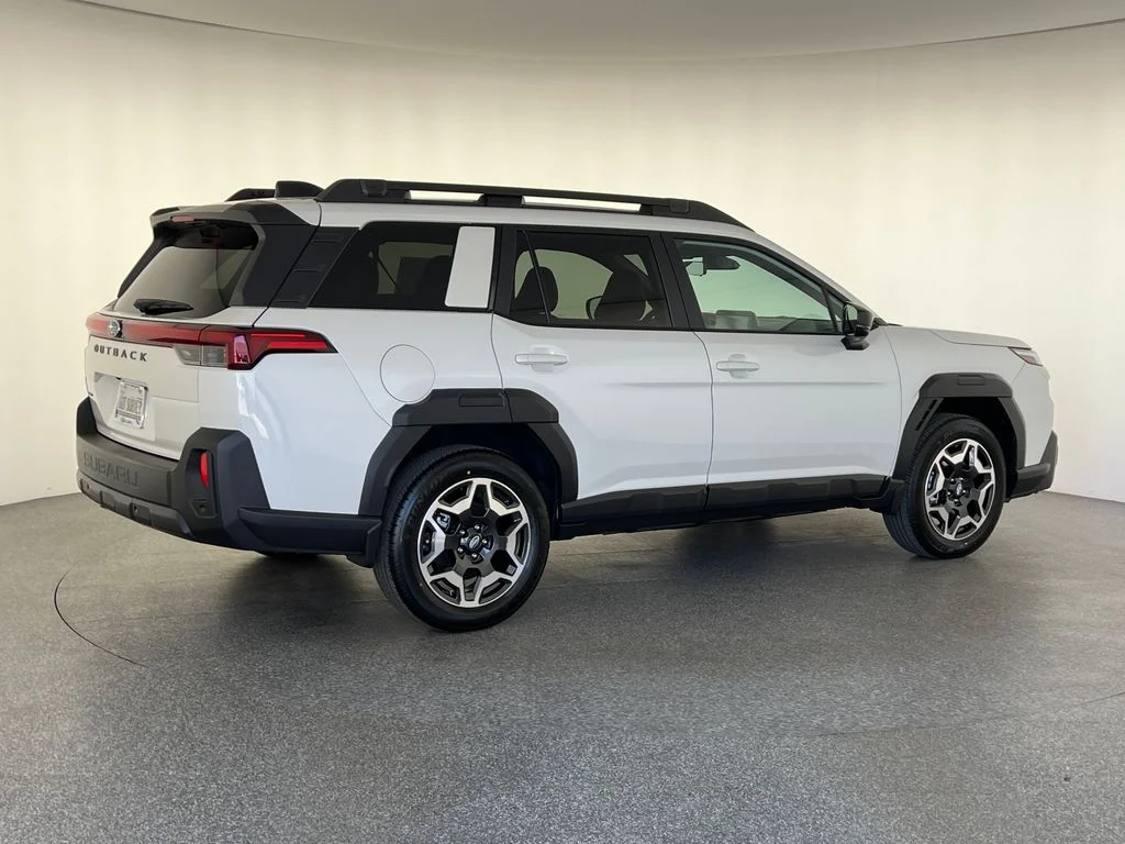 New 2026 CRYSTAL WHITE PEARL Subaru Touring image 4