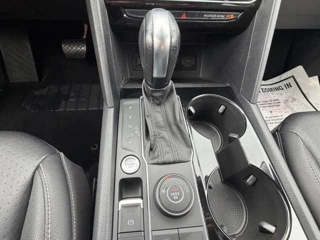Used 2021 Silver Volkswagen SEL image 21