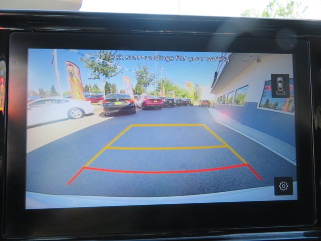 Used 2022 Glacial White Pearl Kia LX image 24
