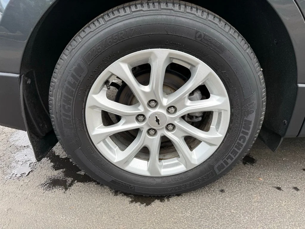 Used 2018 Gray Chevrolet LT image 43