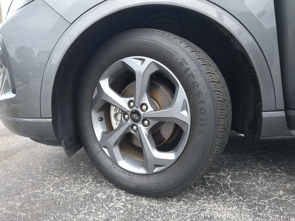Used 2024 Gray Ford ST-Line image 32