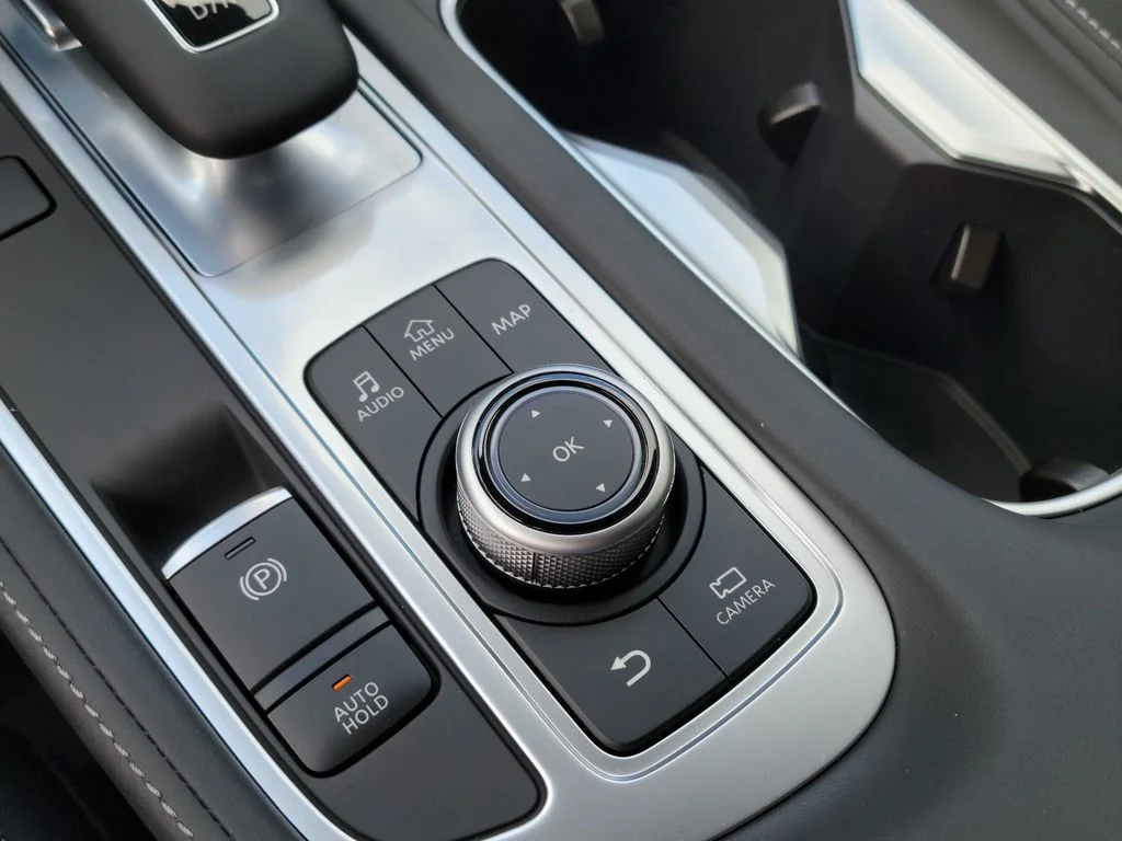 New 2027 HARBOR GRAY INFINITI Luxe FWD image 20