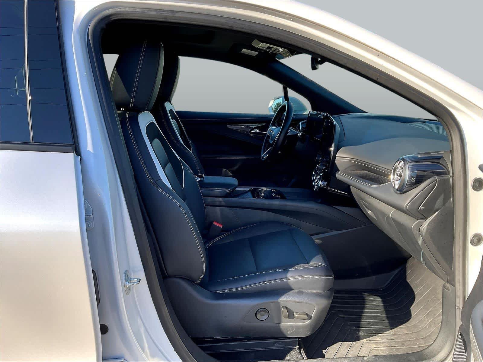 2024 Chevrolet Blazer EV LT - Photo 31
