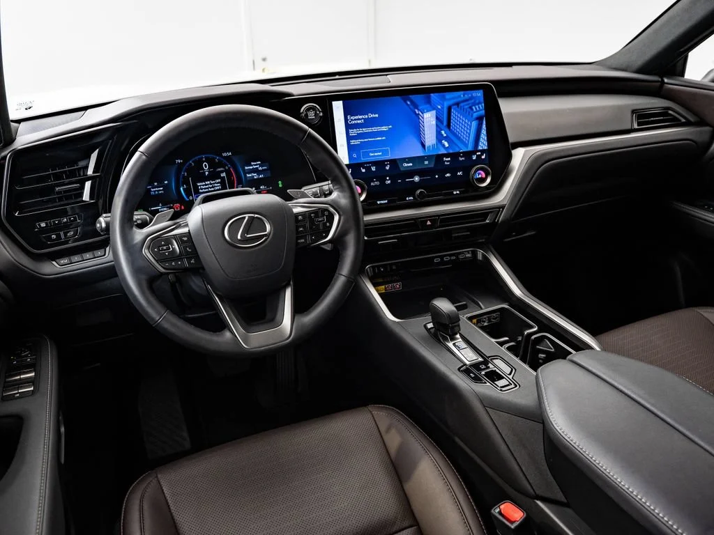 Used 2024 Wind Chill Pearl Lexus 350 Premium image 4