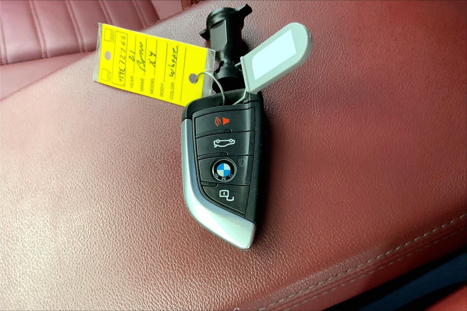 Used 2021 Alpine White BMW M40i image 14