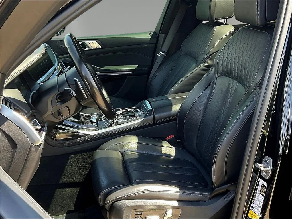 2022 BMW X7 M50i - Photo 21