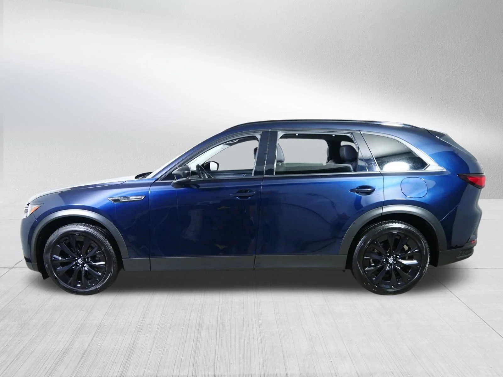 Used 2025 Deep Crystal Blue Mica Mazda Premium Sport image 4