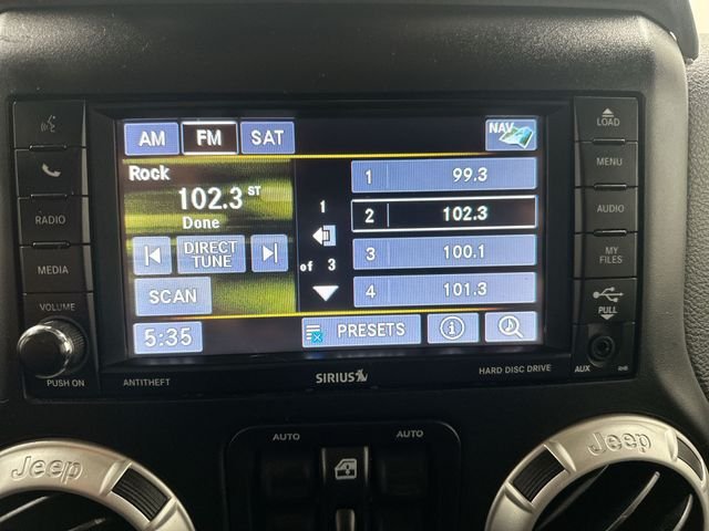 Used 2017 Gray Jeep Unlimited Sahara image 13