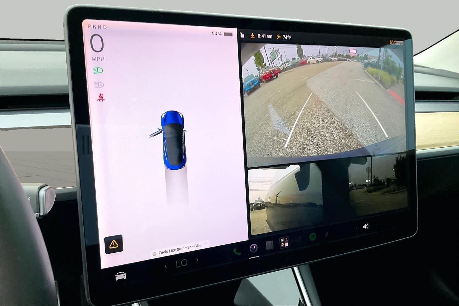 Used 2018 Deep Blue Metallic Tesla Long Range Battery image 24