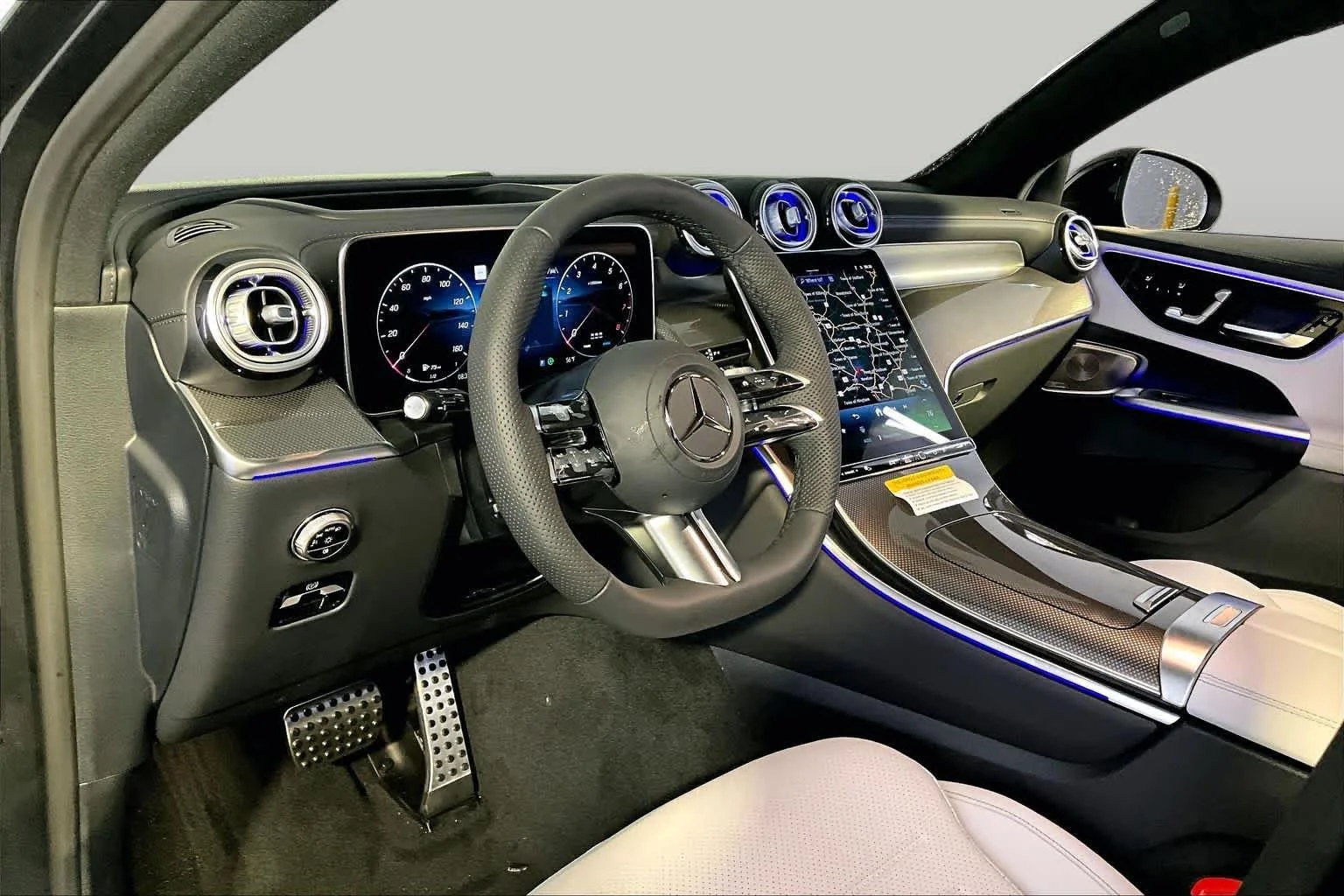 New 2027 Graphite Grey Metallic Mercedes-Benz GLC 300 image 9