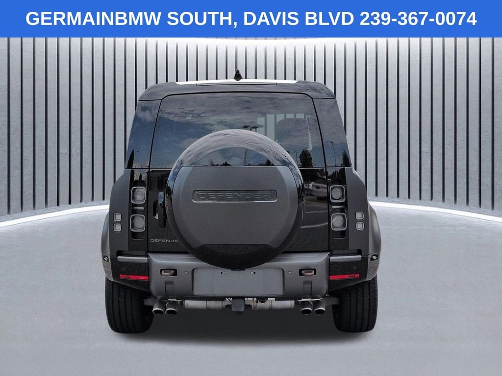 Used 2024 Carpathian Gray Premium Metallic Land Rover Carpathian Edition image 6