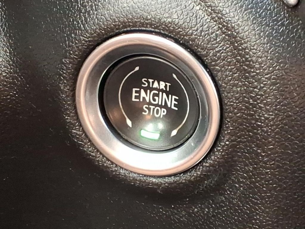 Used 2021 Dark Sky Metallic GMC SLT image 27