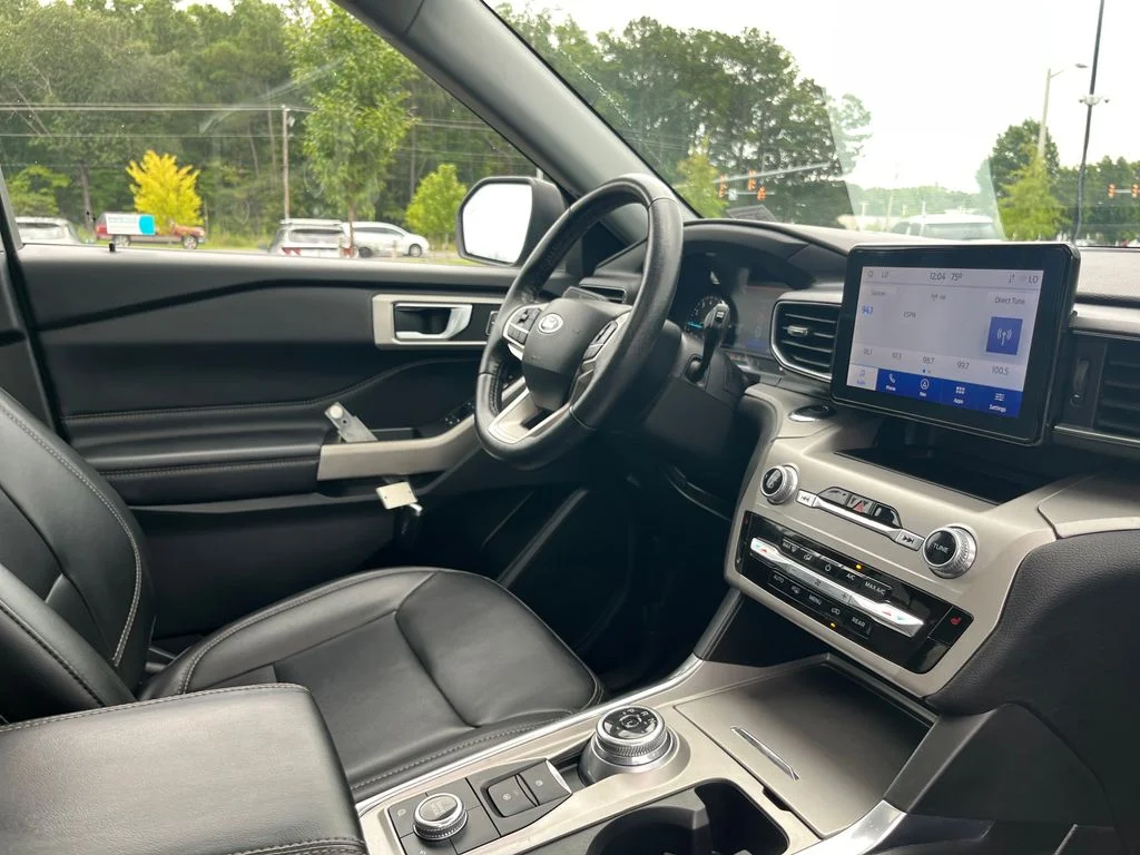 Used 2022 Black Ford XLT image 31