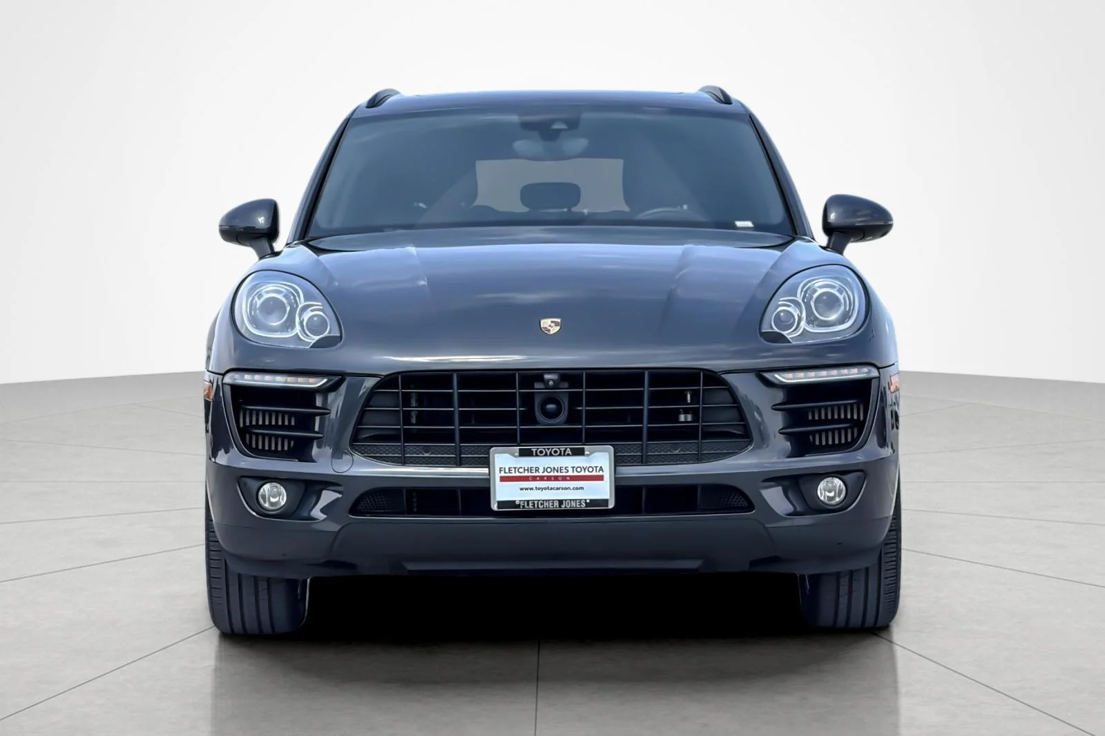 Used 2018 GRAY Porsche S image 8
