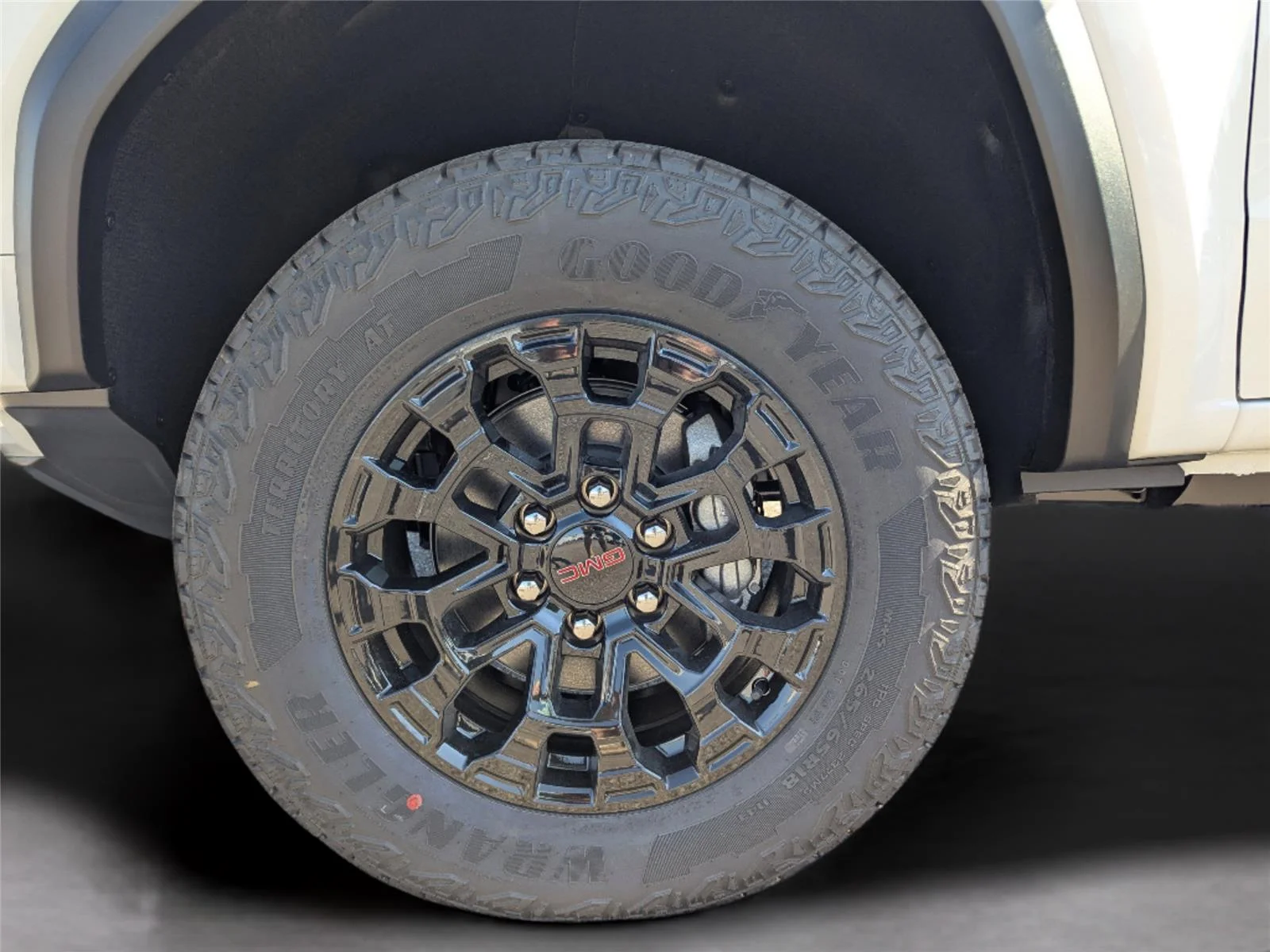New 2026 Summit White GMC Elevation image 28