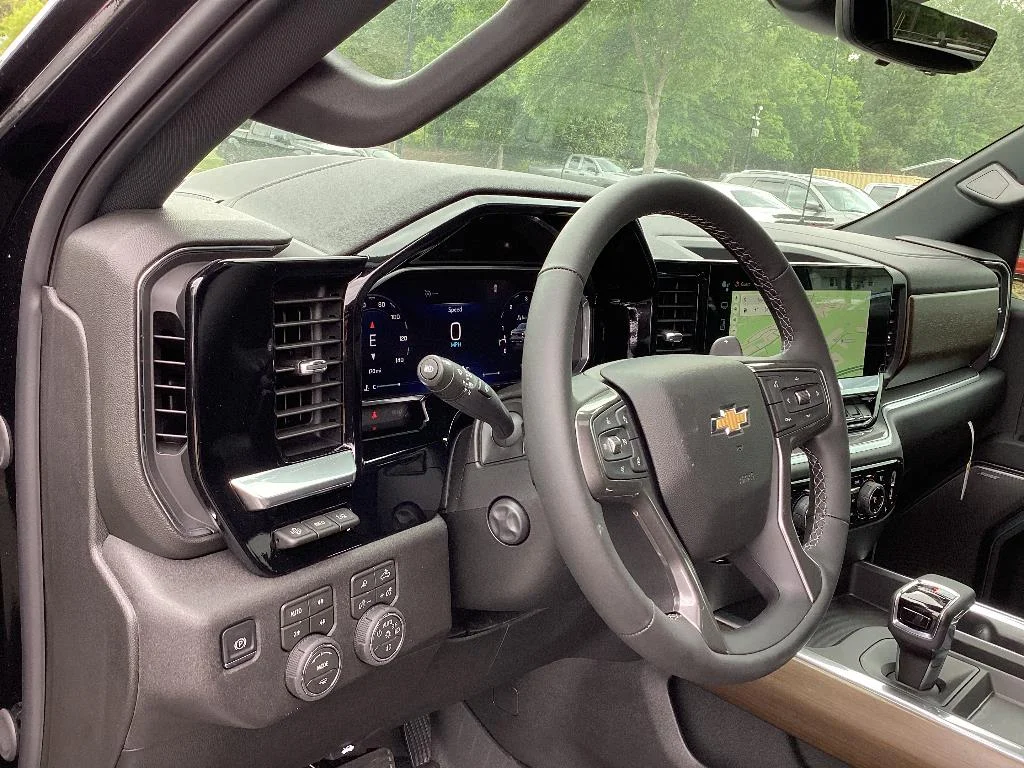 New 2026 Black Chevrolet High Country image 10