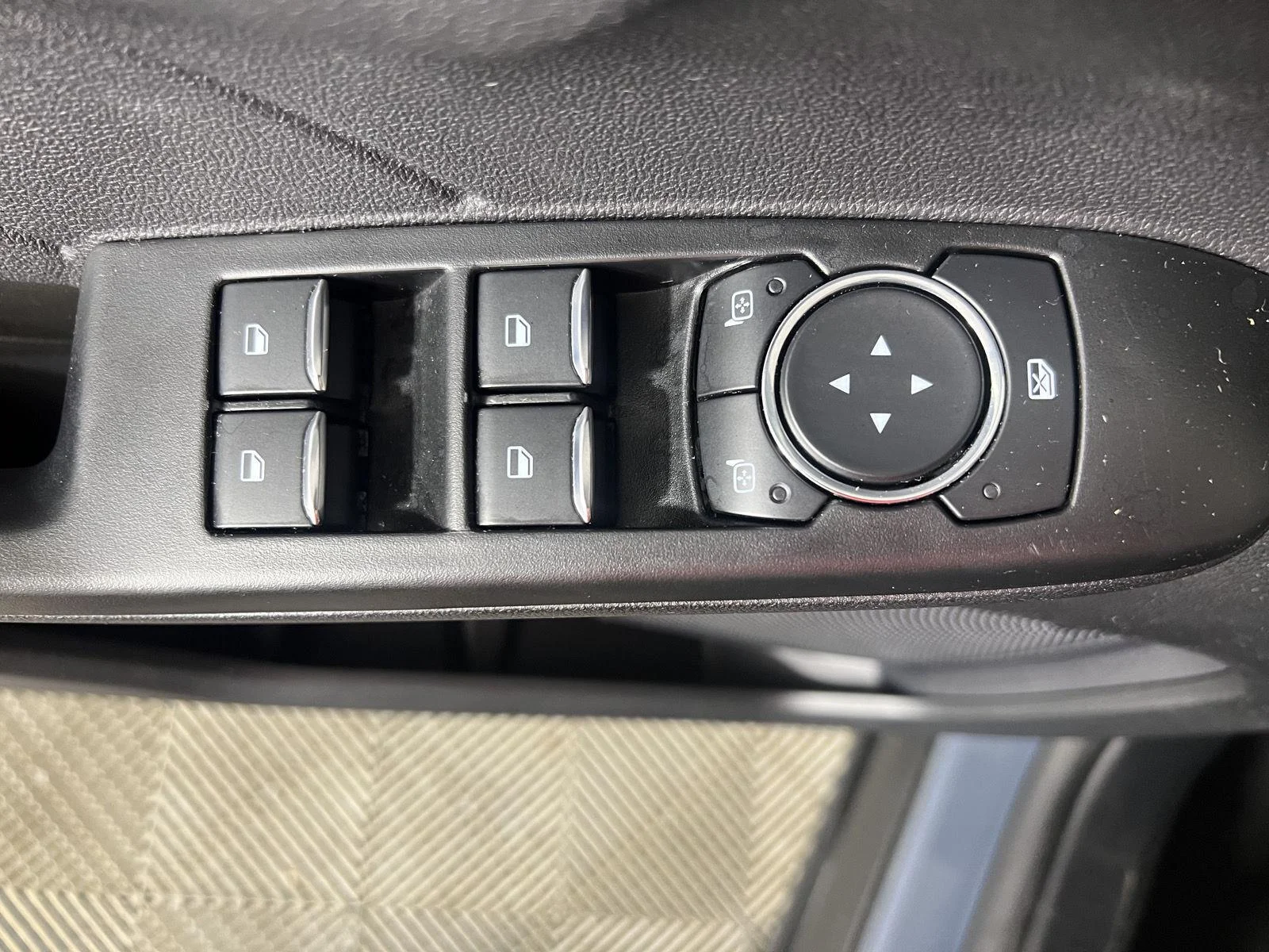 Used 2025 Vapor Blue Ford  image 40