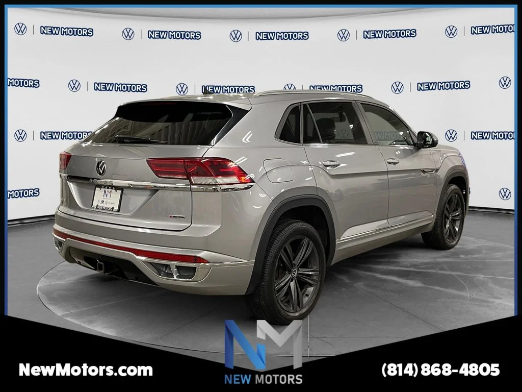 Used 2021 Pyrite Silver Metallic Volkswagen 3.6L V6 SE w/Technology R-Line image 5