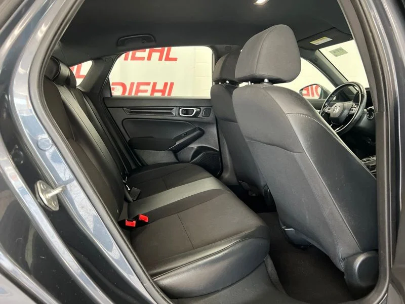 Used 2023  Honda Sport image 10