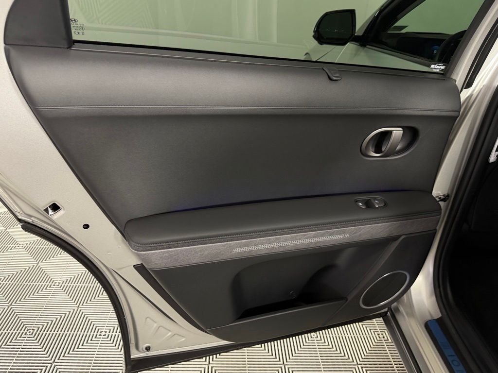 Used 2026 Gold Hyundai Limited image 25