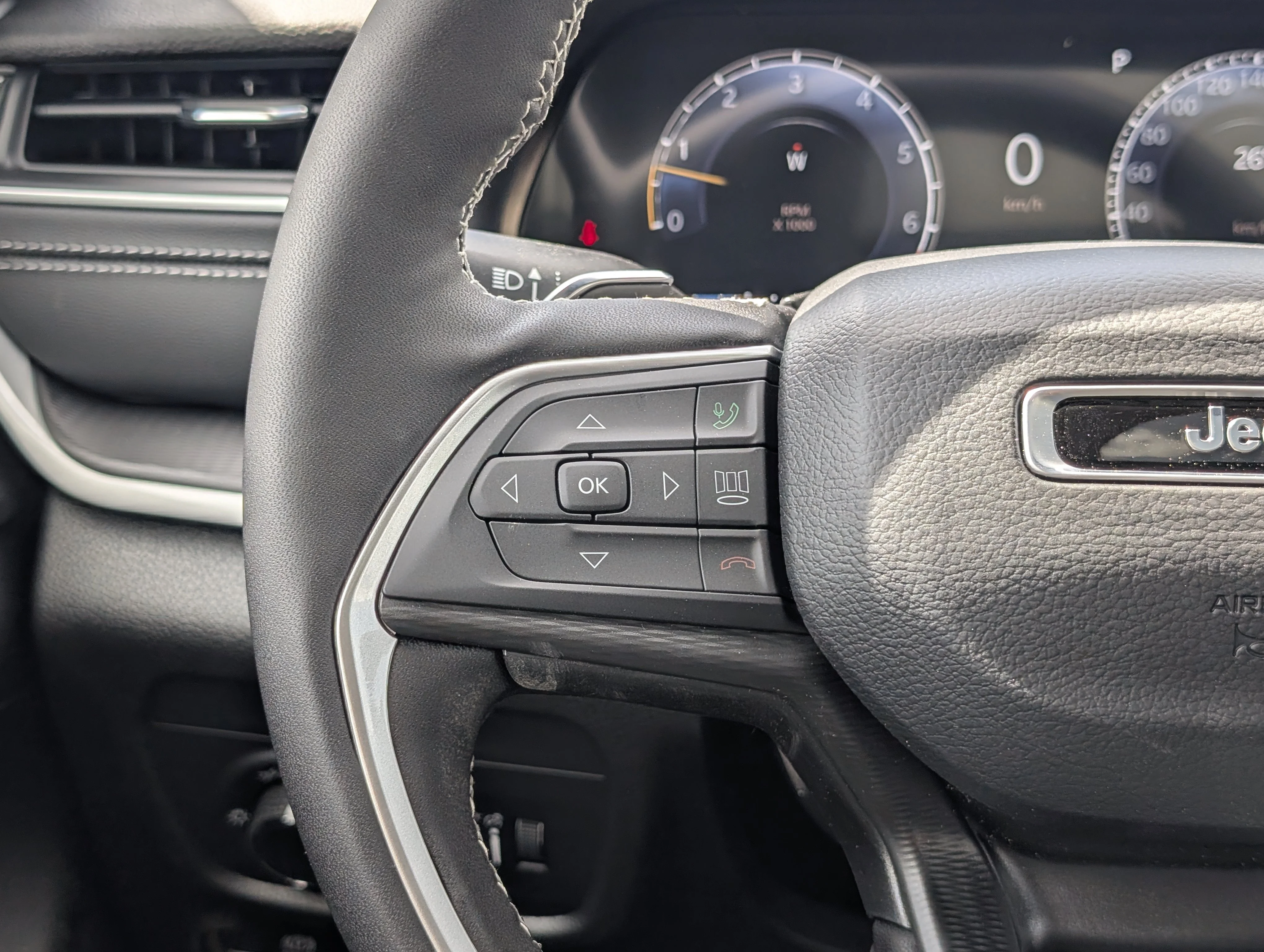 New 2025 Baltic Grey Metallic Jeep Altitude image 26