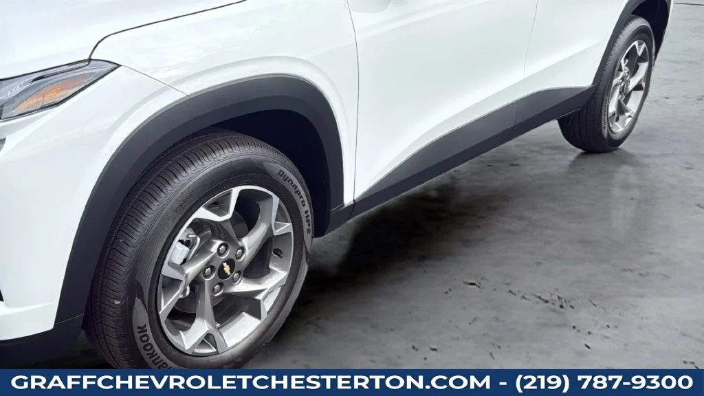 2026 Chevrolet Trax LT - Photo 30
