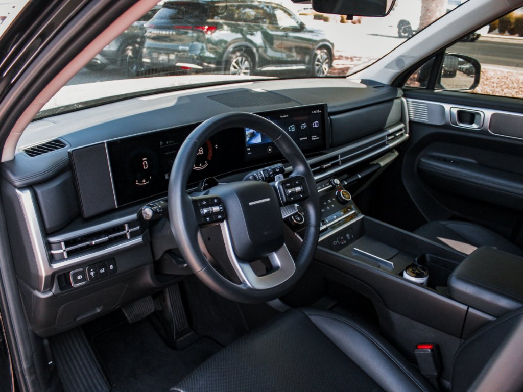 Used 2025 Phantom Black Hyundai SEL image 8
