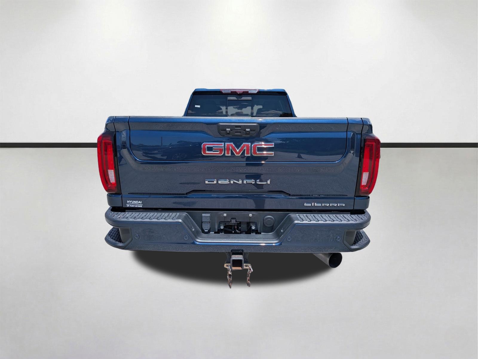 Used 2023 Pacific Blue Metallic GMC Denali image 5