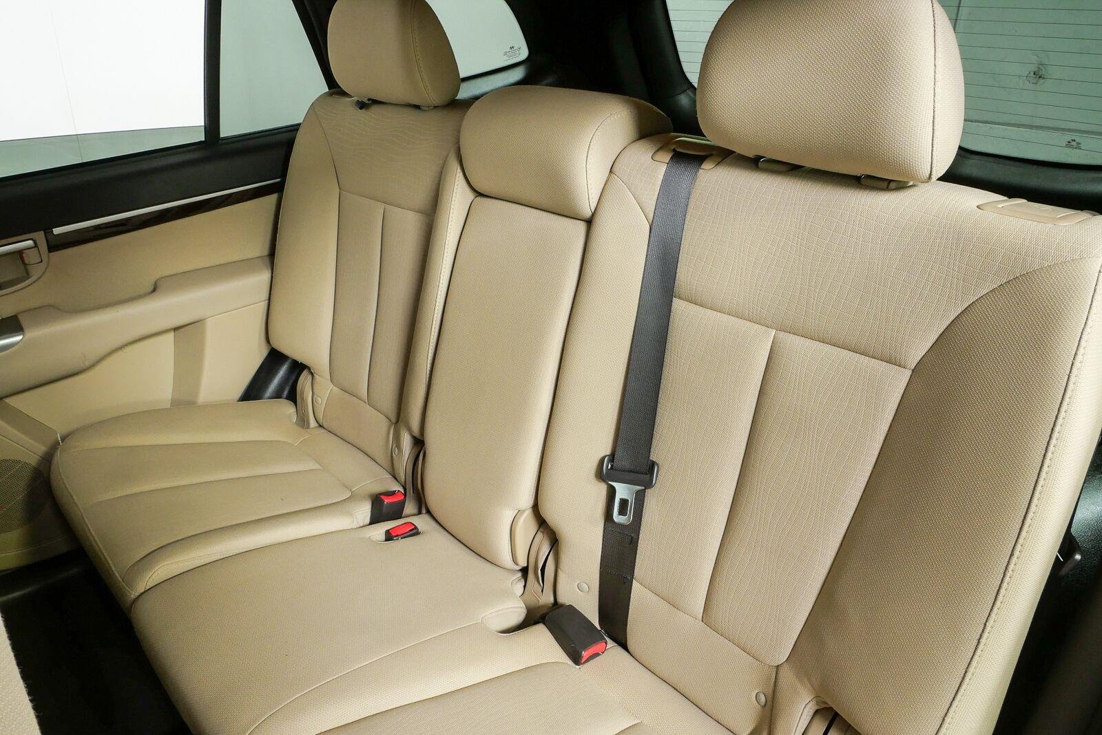 Used 2011 Phantom Black Metallic Hyundai GLS image 16