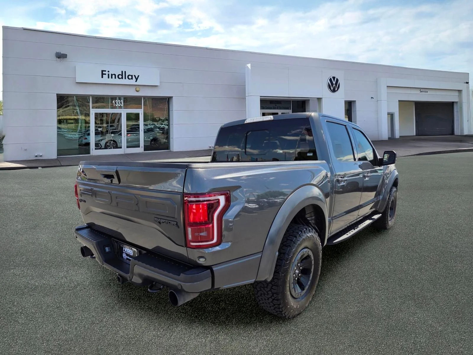 Used 2018 Gray Ford Raptor image 3