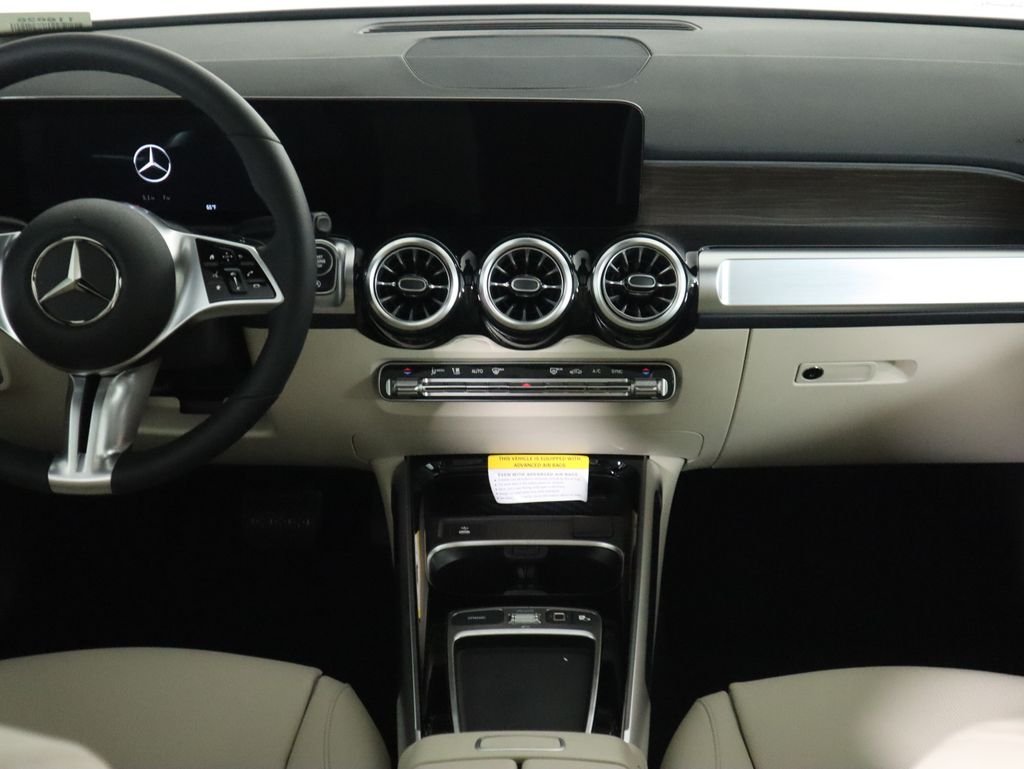 Certified Used 2026 Mountain Grey Metallic Mercedes-Benz GLB 250 image 15