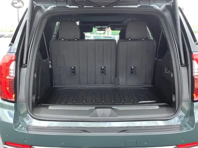 2026 GMC Yukon XL AT4 - Photo 9