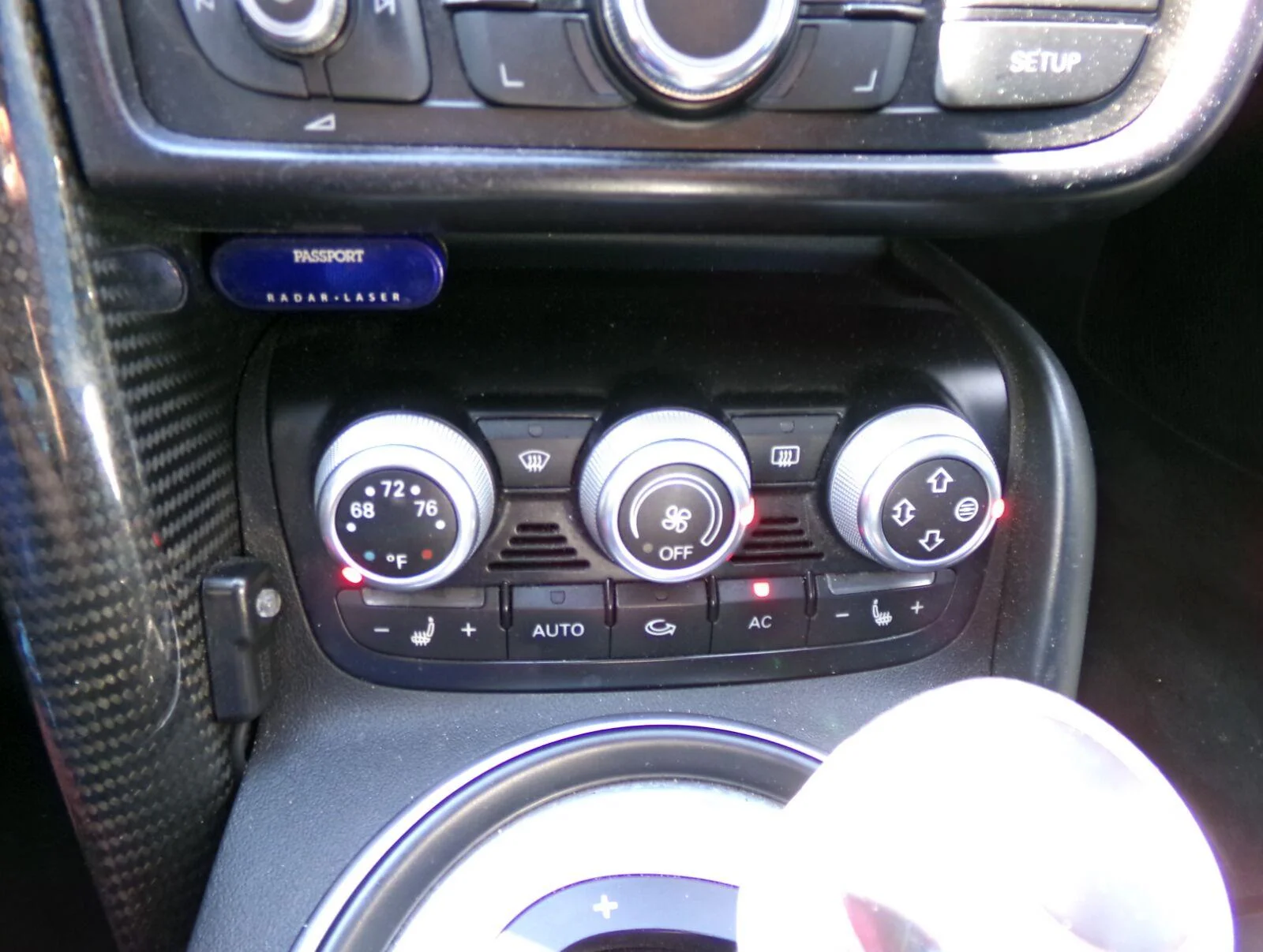 Used 2011  Audi 5.2L image 10