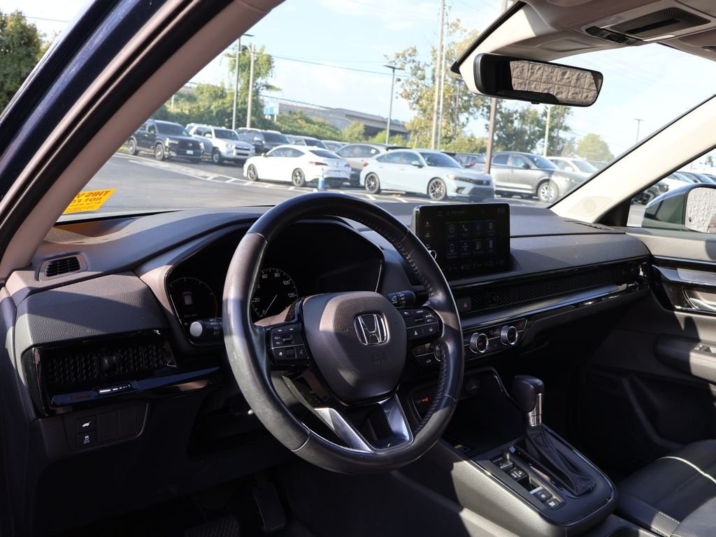 Used 2024  Honda EX-L image 9