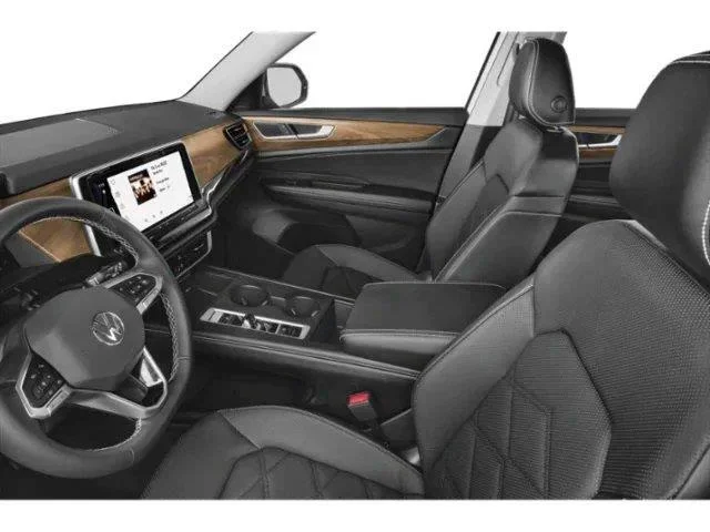 New 2026 Silver Mist Metallic Volkswagen 2.0T SE image 6