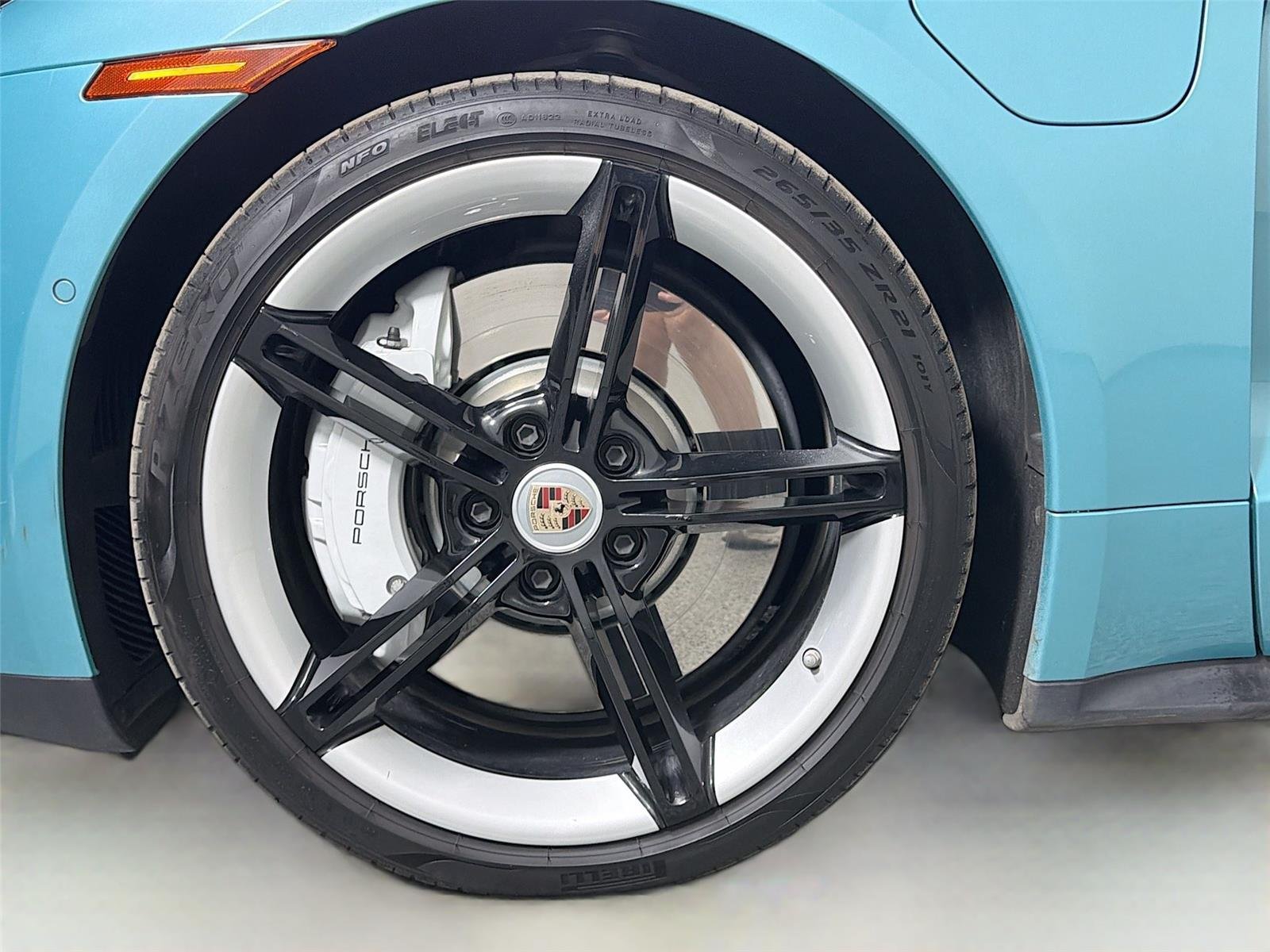 Certified Used 2024 Paint to Sample Porsche 4S image 11