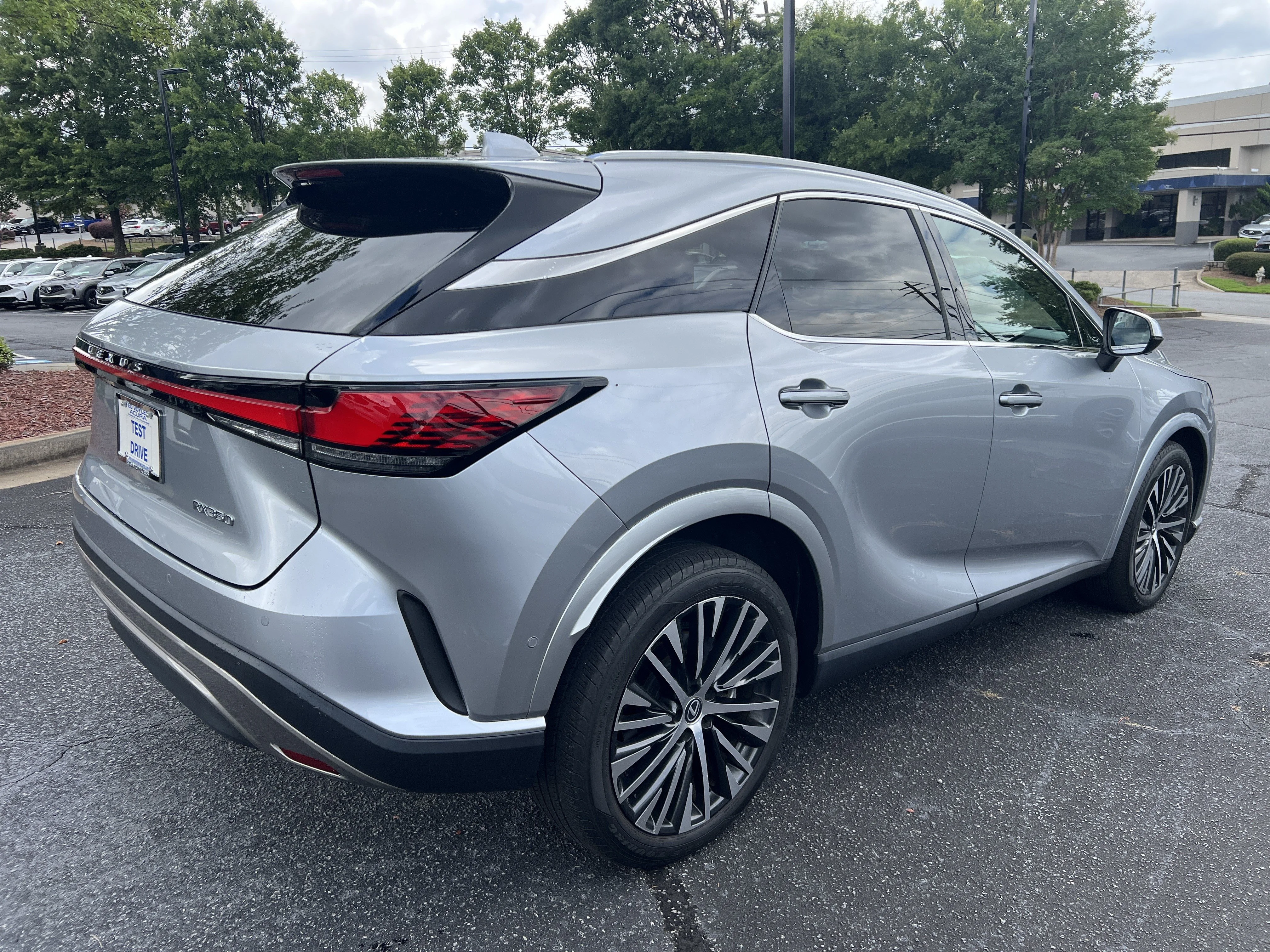 Used 2024 Iridium Lexus RX 350 Premium Plus image 5