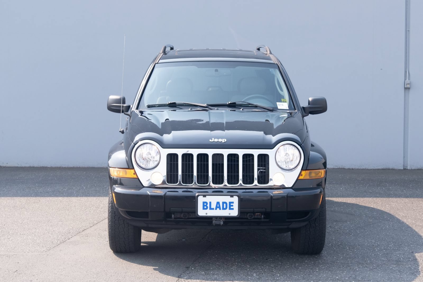 Used 2006 Black Jeep Limited image 6