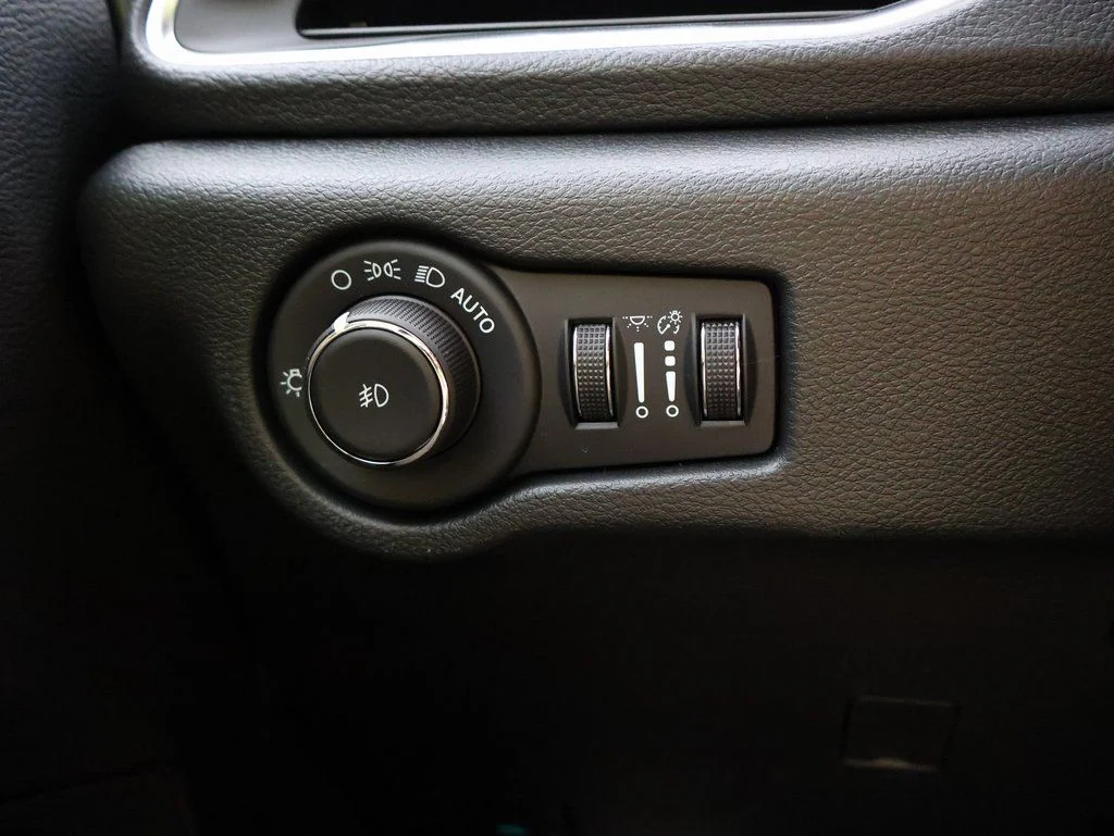 2026 Chrysler Pacifica Limited - Photo 31
