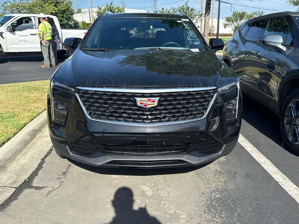 Used 2025 Stellar Black Metallic Cadillac AWD Premium Luxury image 2