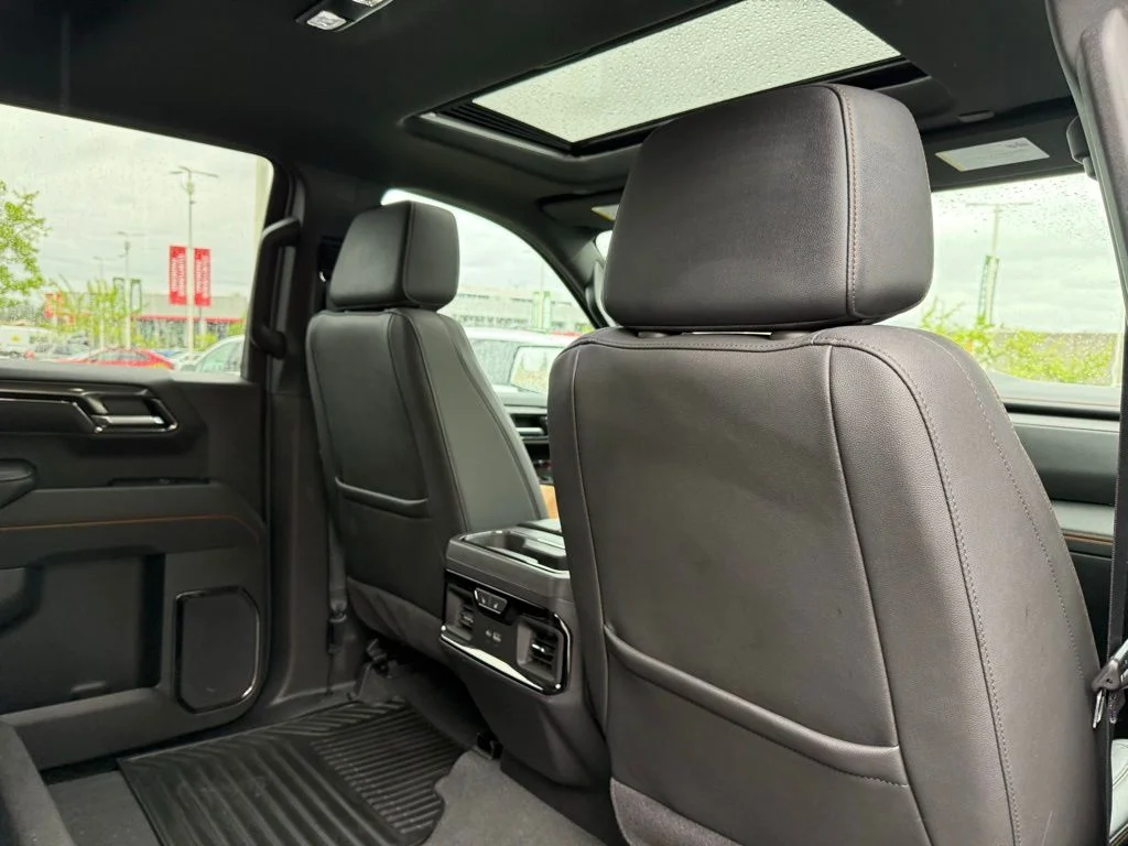 Used 2025 Black GMC AT4 image 17