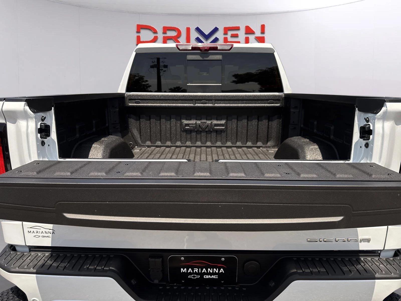 New 2026 Glacier White Tricoat GMC Denali image 34