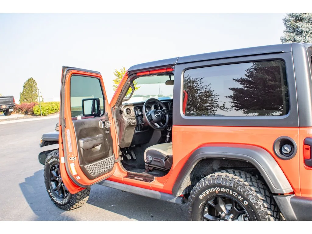Used 2022 Firecracker Red Clearcoat Jeep Willys image 13